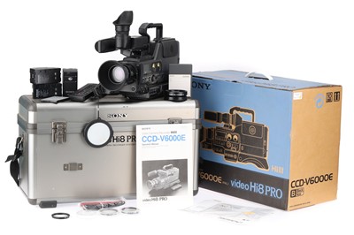 Lot 266 - A Sony CCD-V6000E Video Camera Recorder