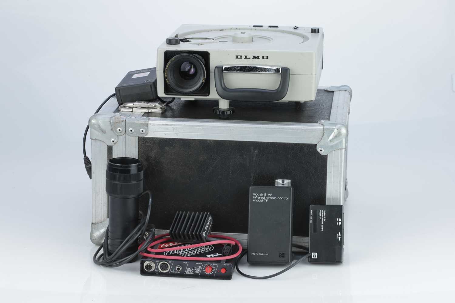 Lot 571 - An Elmo Omnigraphic 253E 35mm Slide Projector